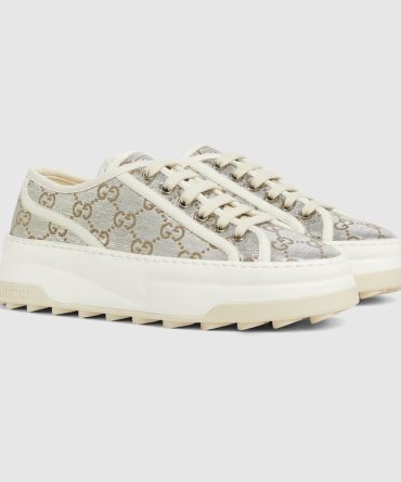 Womens GG sneaker