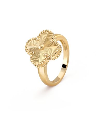 Vintage Alhambra ring