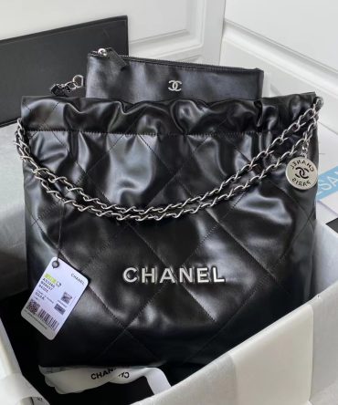 Chanel 22 AS3260 Small Bag Black Calfskin Silver Hardware