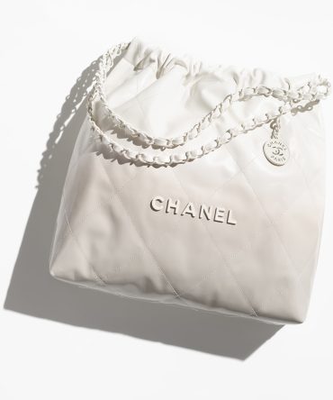 CHANEL 22 HANDBAG