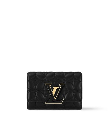 Louis Vuitton Capucines Compact Maxi Wallet M83666