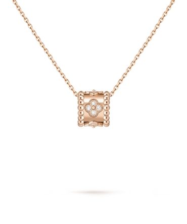 Perlée clovers pendant