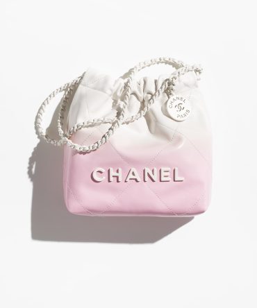 CHANEL 22 MINI HANDBAG