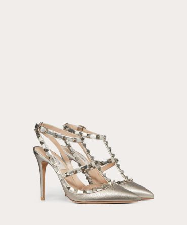ROCKSTUD METALLIC ANKLE STRAP PUMP 100 MM