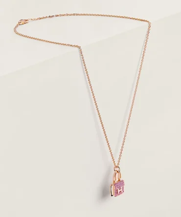 Amulettes Constance pendant