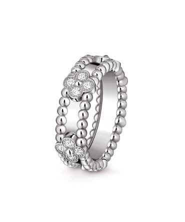 Perlee sweet clovers ring