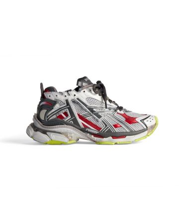 Mens Runner Sneaker in Black