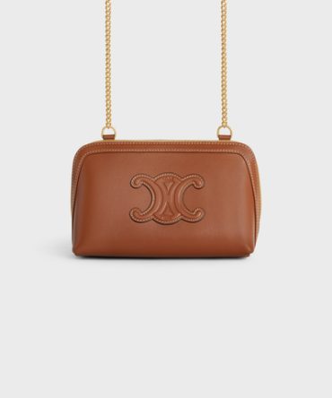 CLUTCH ON CHAIN CUIR TRIOMPHE IN SMOOTH CALFSKIN TAN