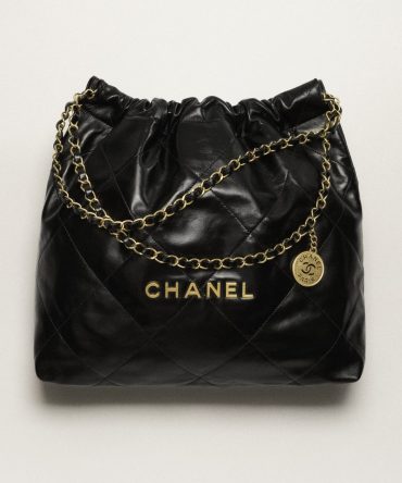 CHANEL 22 HANDBAG