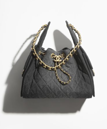 CHANEL 25 Small Handbag