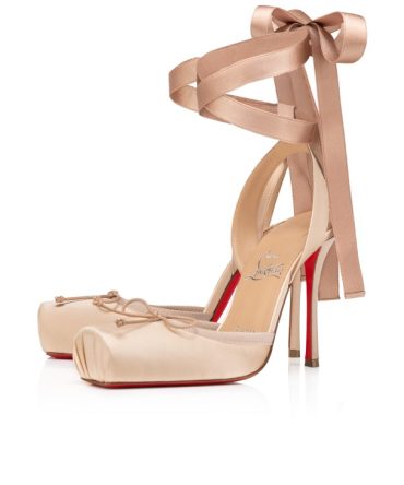 Cassia Lace Up