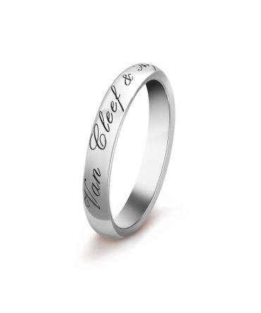 Tendrement Signature wedding band