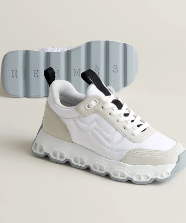 Impulse sneaker
