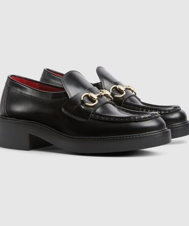 Womens loafer with Horsebit