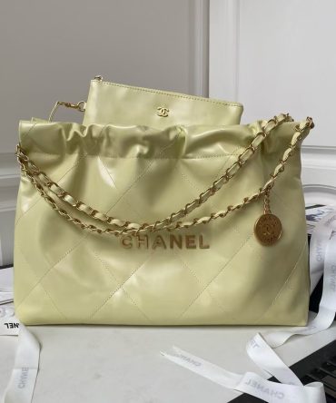 Chanel 22 Hobo Bag 24C AS4486 Gold Metallic Yellow Shiny Calfskin New Edition Horizontal