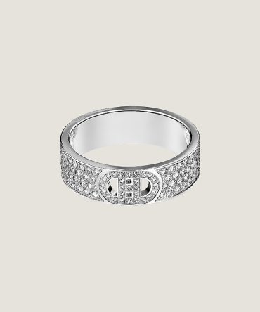 H dAncre ring