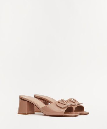 VLOGO SIGNATURE PATENT LEATHER SLIDE SANDAL 60MM