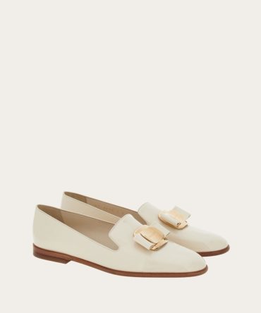 New Vara plate loafer