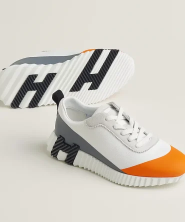 Bouncing sneaker