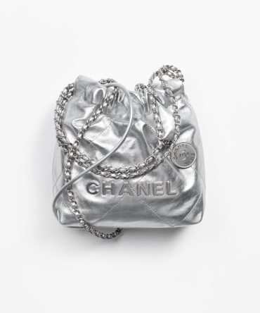 CHANEL 22 MINI HANDBAG