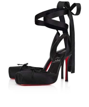 Cassia Lace Up